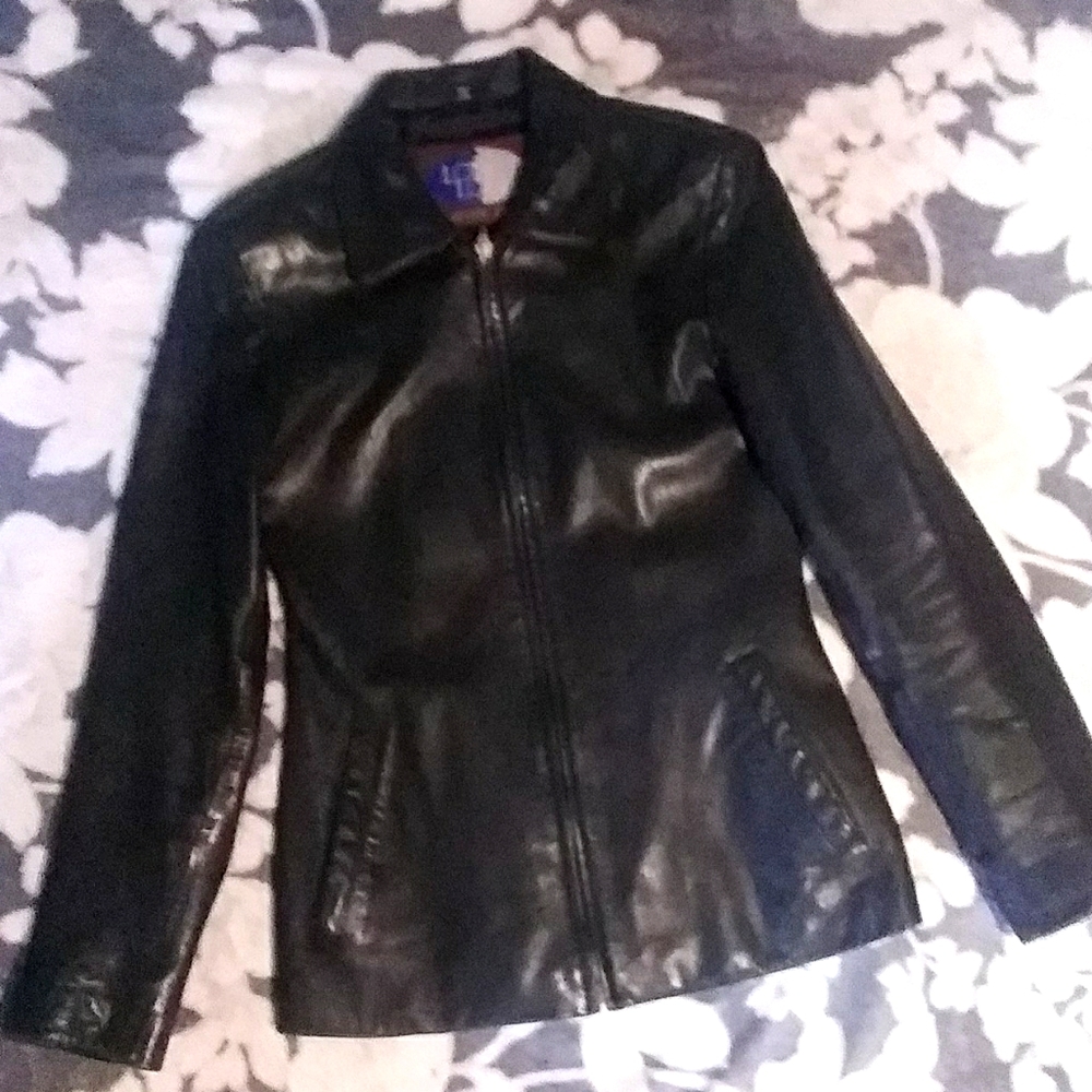 Soft leather jacketb